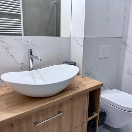 Modern Blue 아파트 *